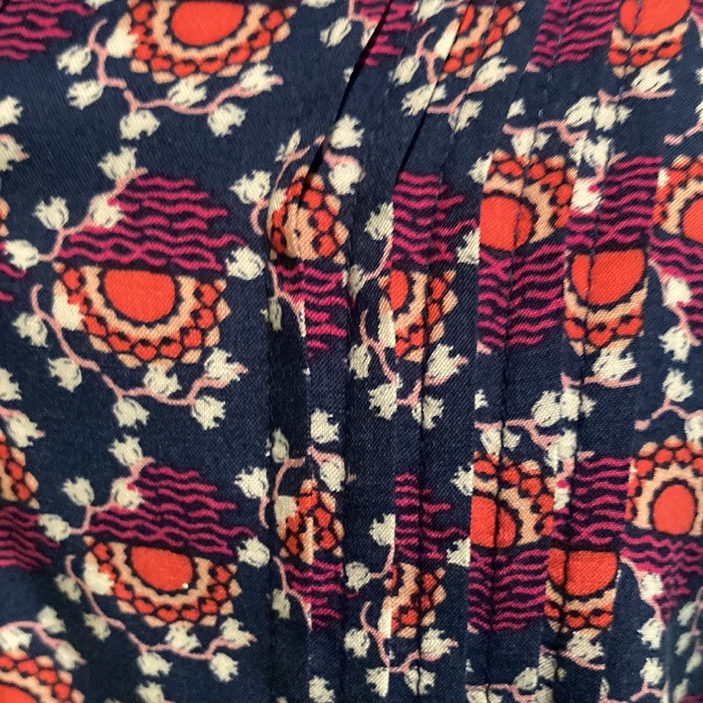 Women’s Jane and Delancey Pleated Blouse Size M - Picture 2 of 7